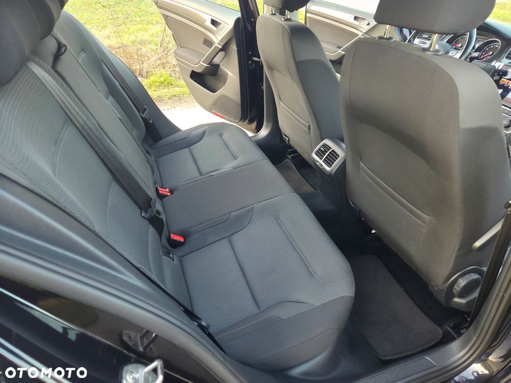 Volkswagen Golf 1.6 TDI (BlueMotion Technology) Trendline - 16