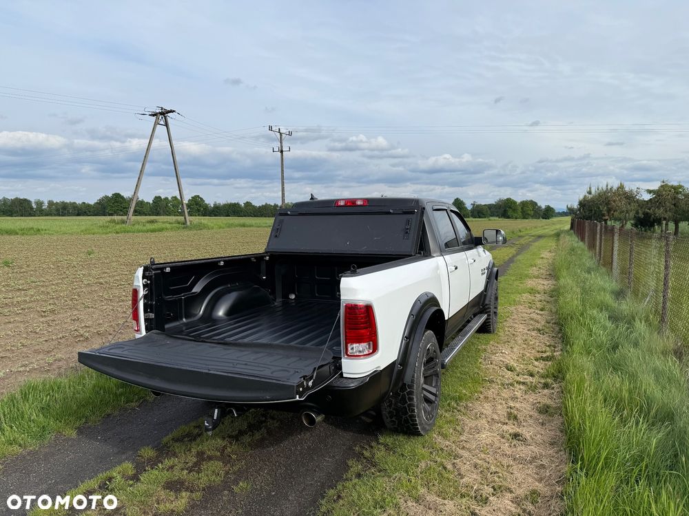 RAM 1500 - 12