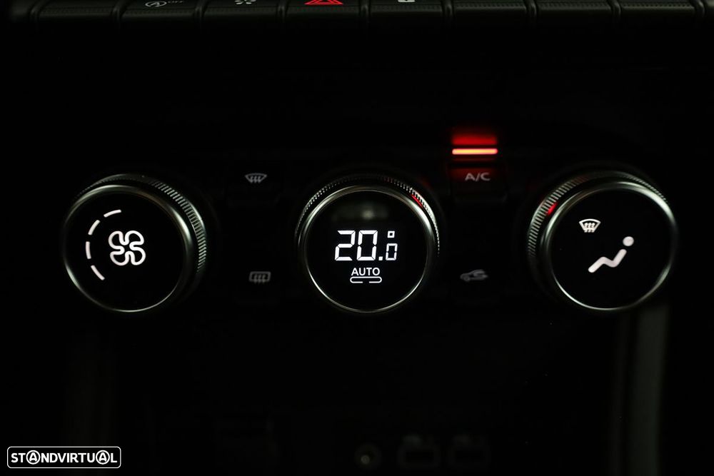 Renault Captur 1.0 TCe Techno - 13