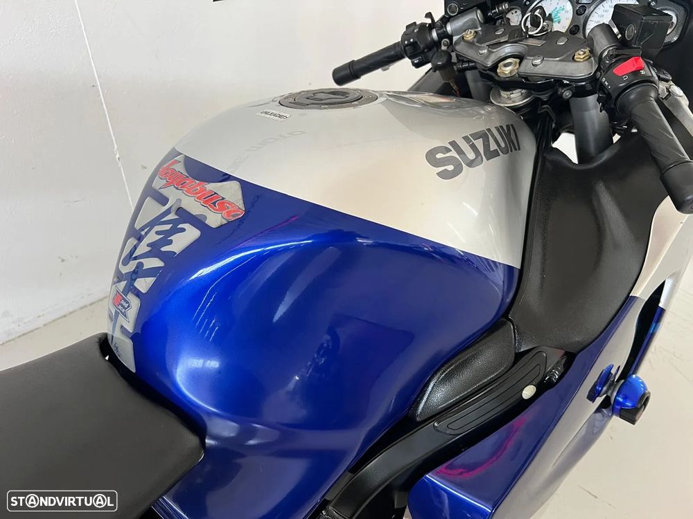 Suzuki Hayabusa GSX-R 1300 - 8