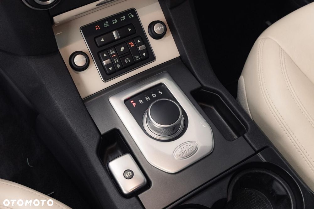 Land Rover Discovery - 32