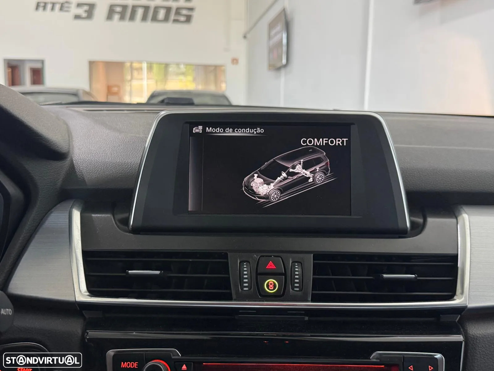 BMW 216 Gran Tourer d - 37