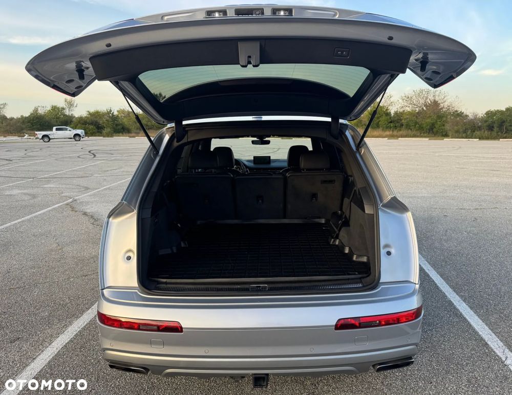 Audi Q7 - 12