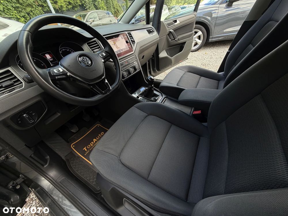 Volkswagen Golf Sportsvan - 16