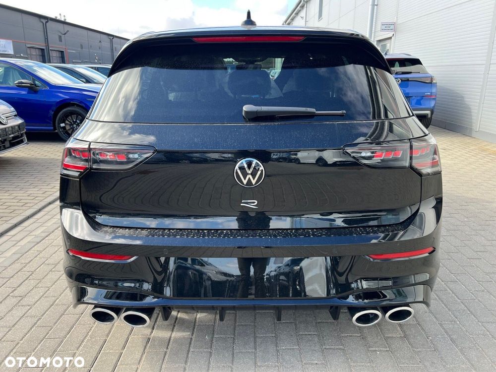 Volkswagen Golf - 4