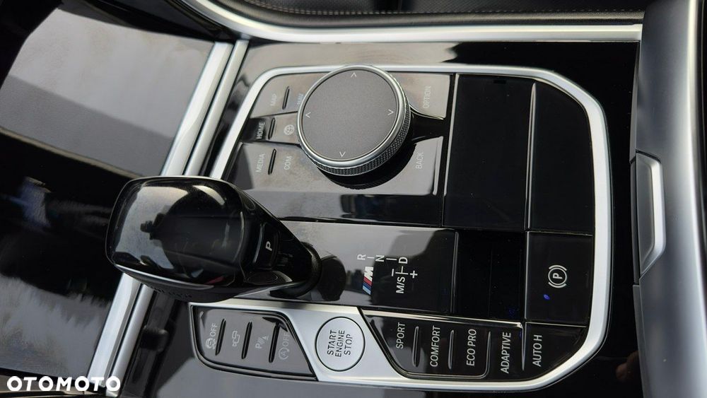 BMW Seria 8 - 27