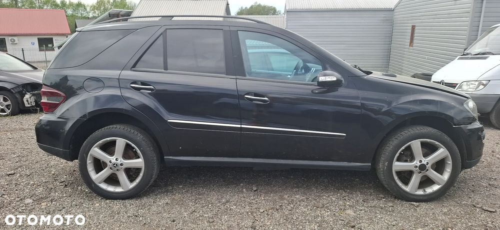 Mercedes-Benz ML 320 CDI 4Matic 7G-TRONIC - 5