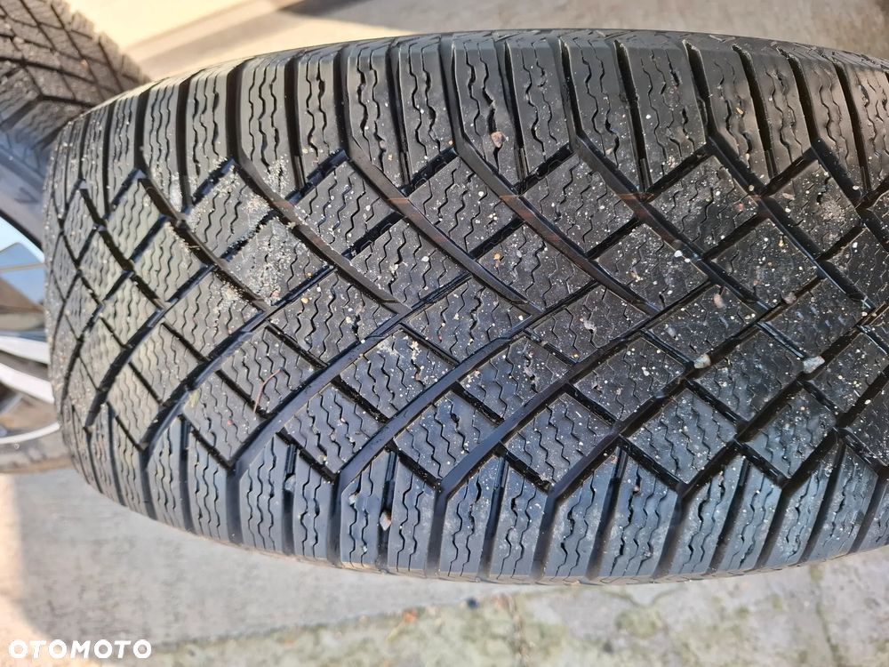 Koła felgi Volvo 235/55 R18 - 6