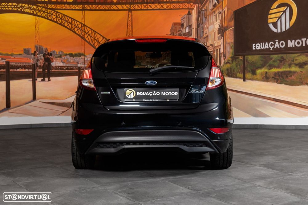 Ford Fiesta 1.0 EcoBoost ST-Line Red Edition - 5