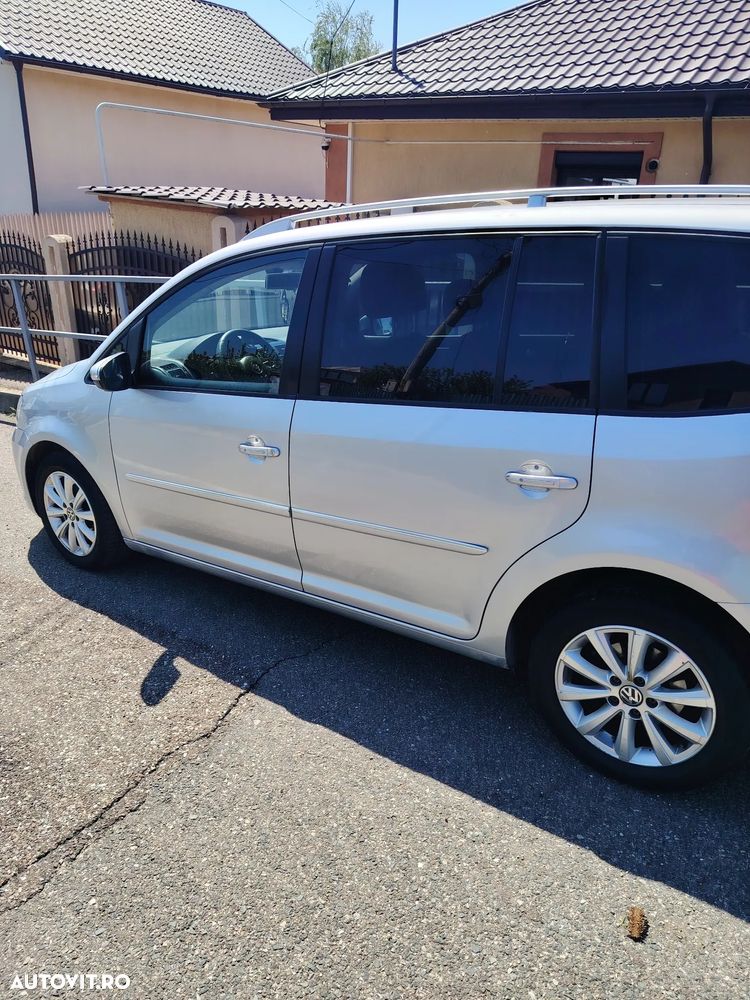 Volkswagen Touran Cross 2.0 TDI - 2