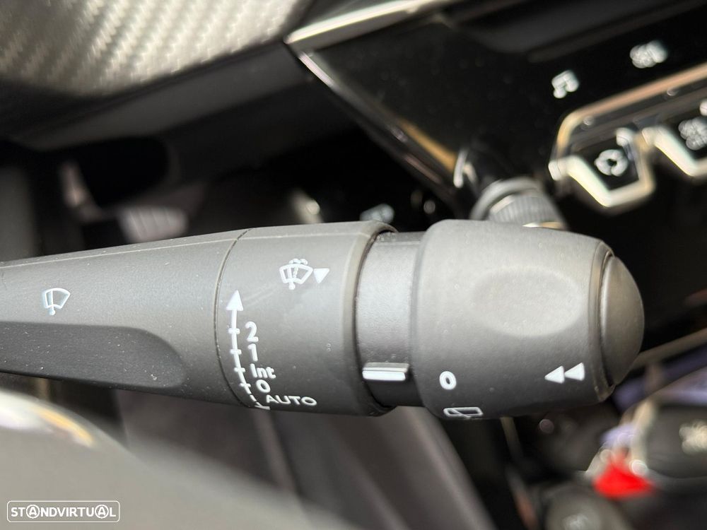 Peugeot 2008 PureTech 130 EAT8 Allure Pack - 16