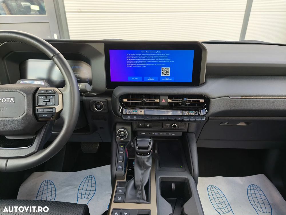 Toyota Land Cruiser 250 - 8