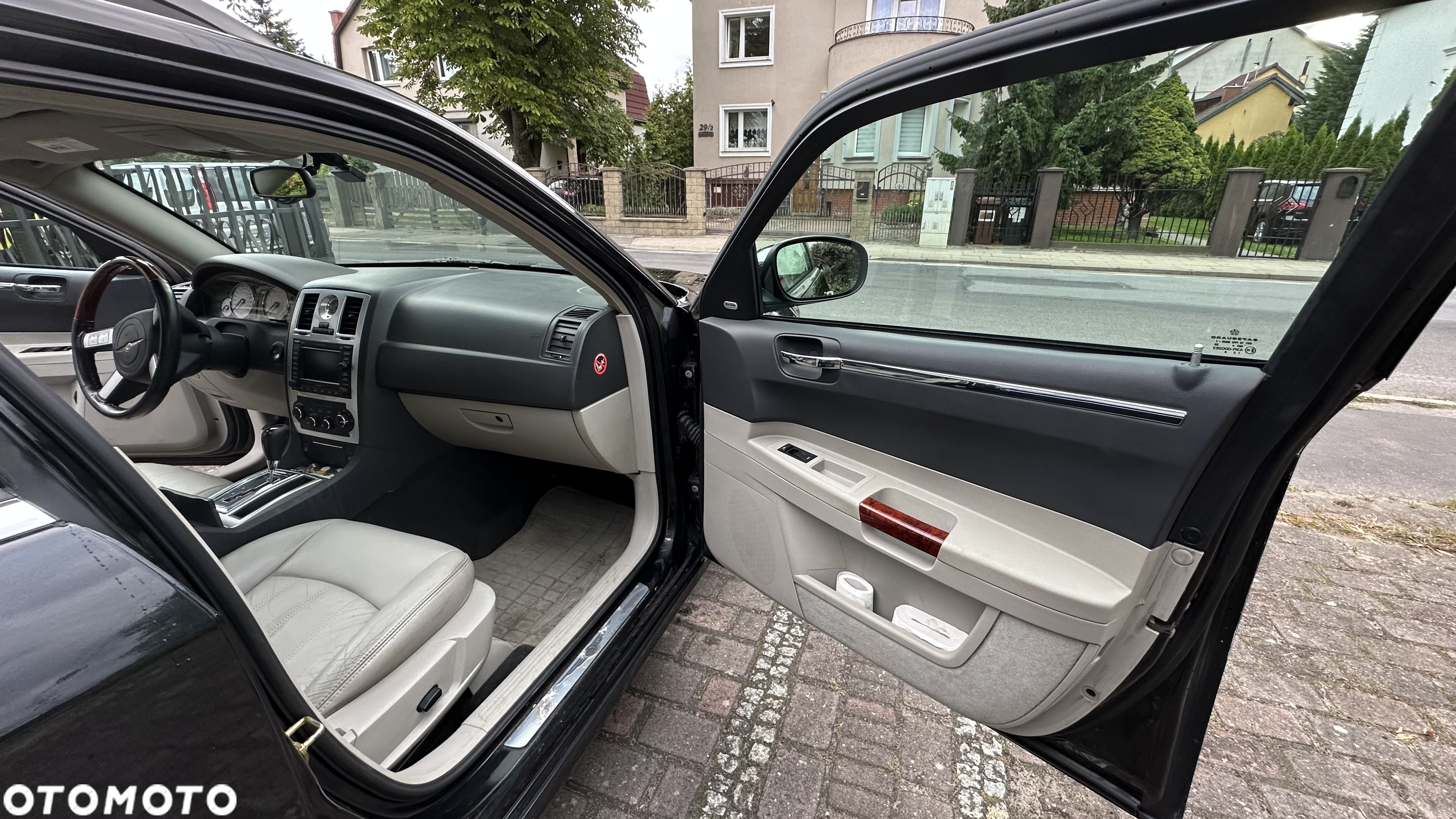 Chrysler 300C 3.5 V6 AWD - 22