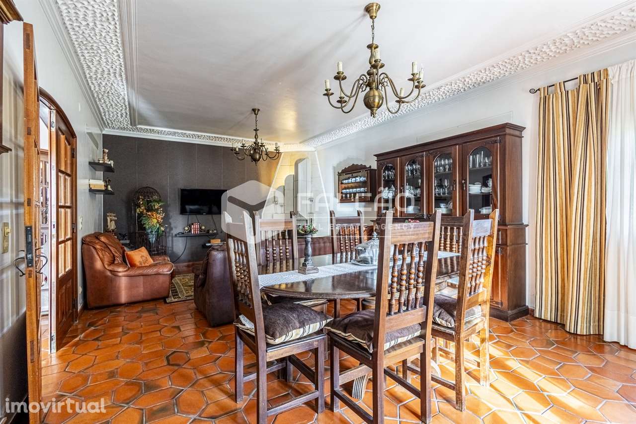 Moradia T5 Venda em Santarém (Marvila), Santa Iria da Ribeira de Santa - Grande imagem: 2/60