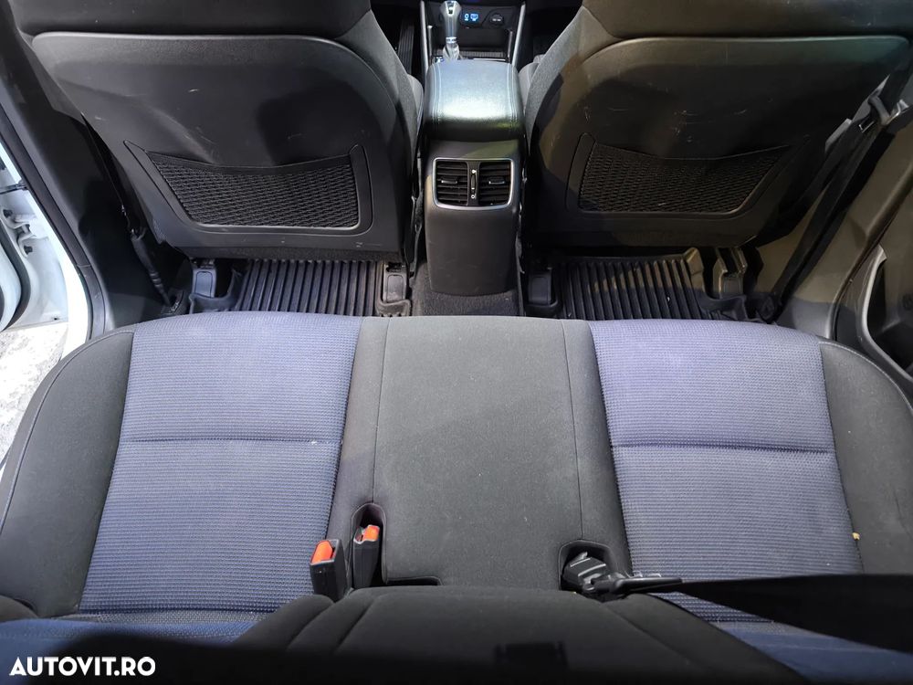 Hyundai Tucson 2.0 CRDI 4WD Automatik Style - 16