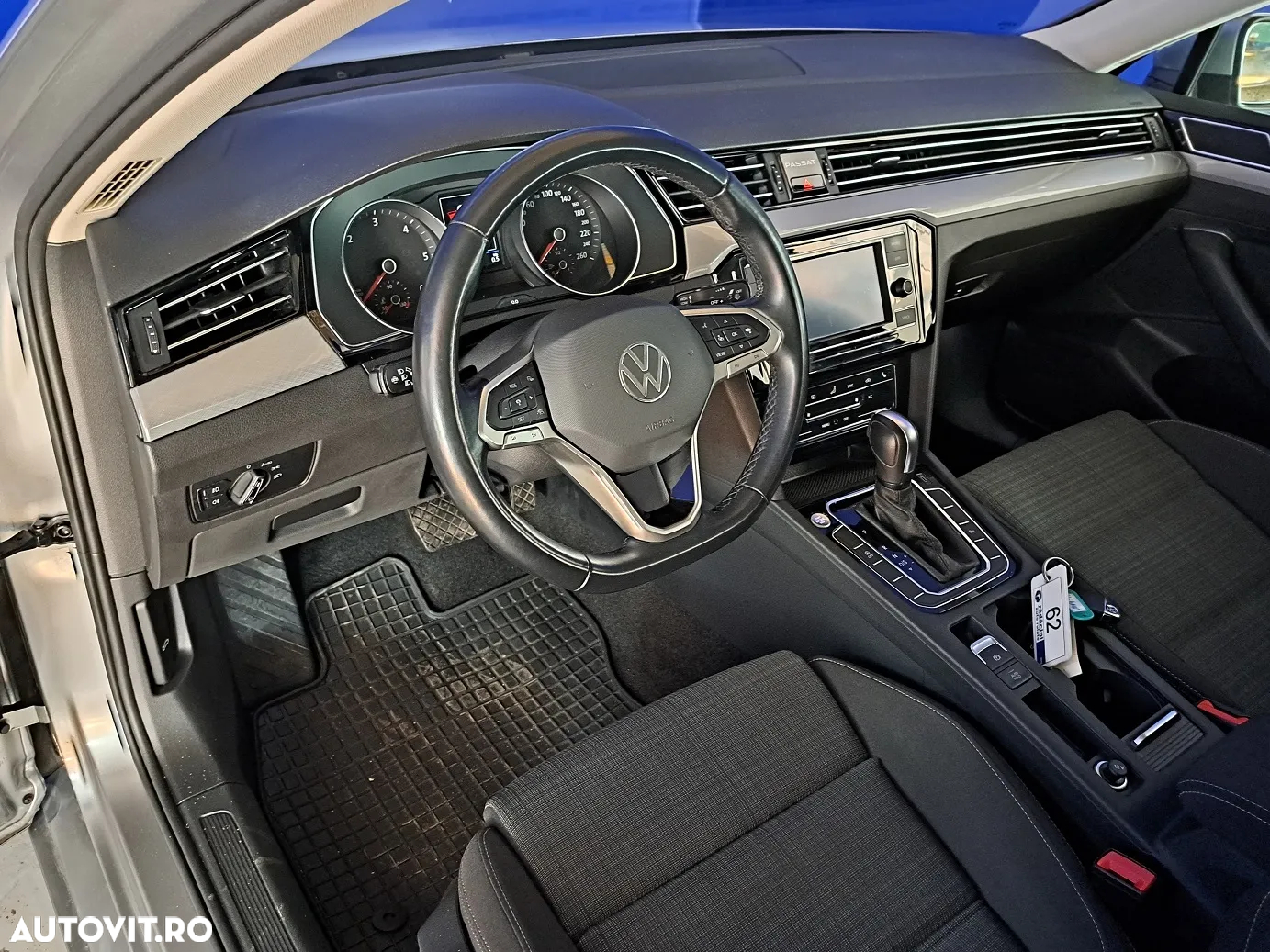 Volkswagen Passat - 10