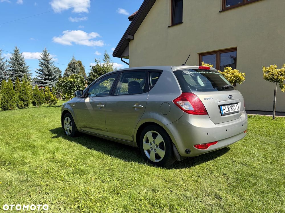 Kia Ceed 1.4 Comfort - 2