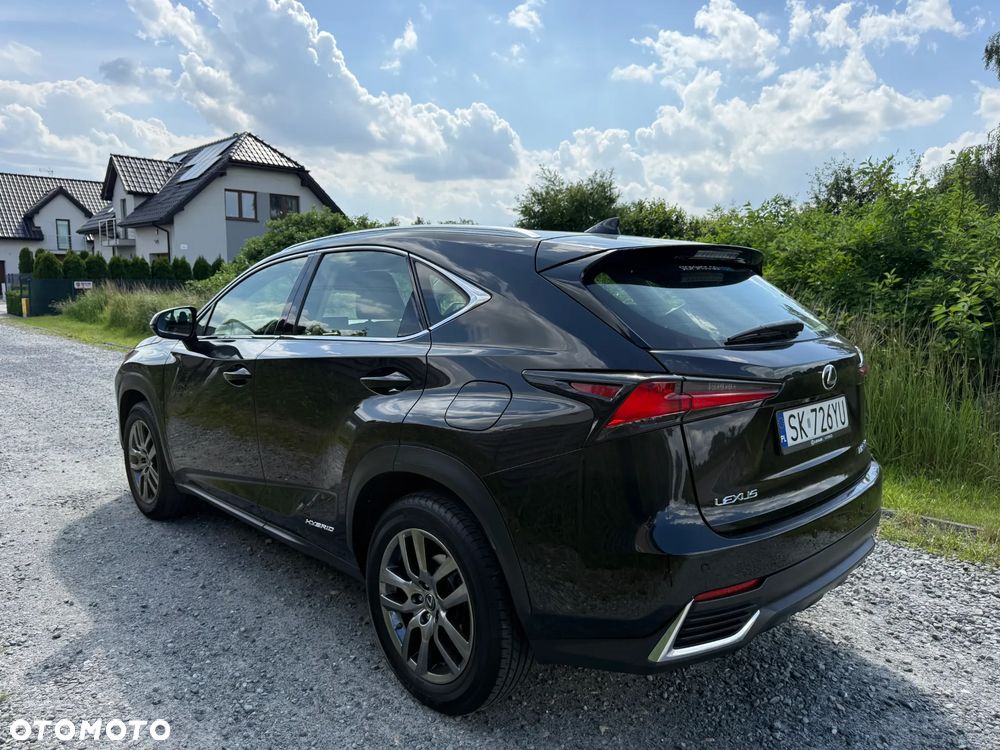 Lexus NX 300h Elegance AWD - 6