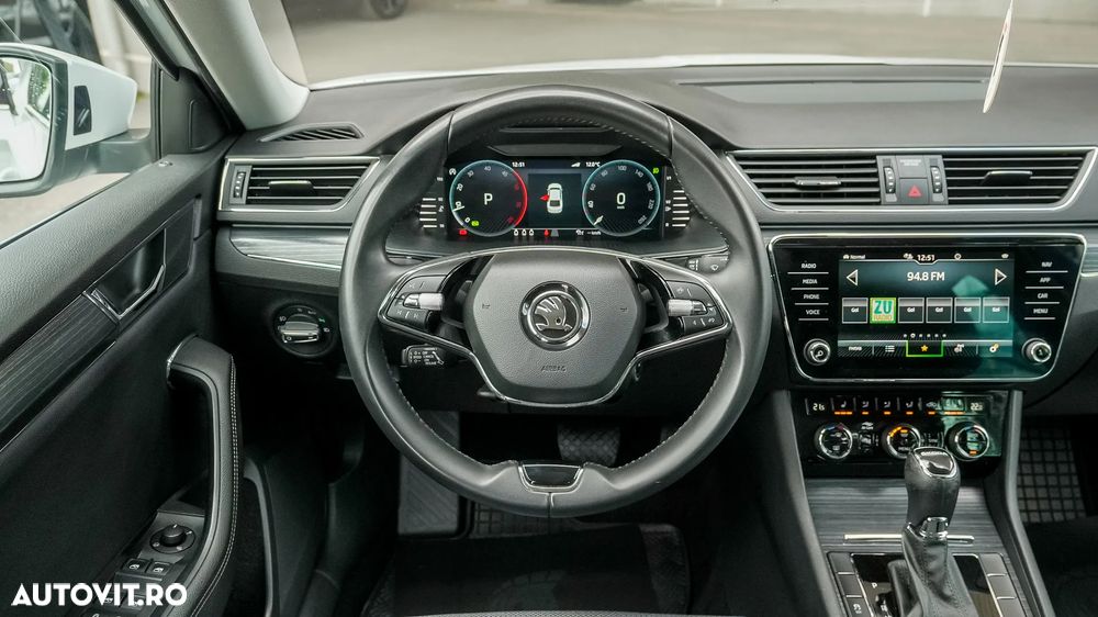 Skoda Superb 2.0 TDI DSG Style - 12