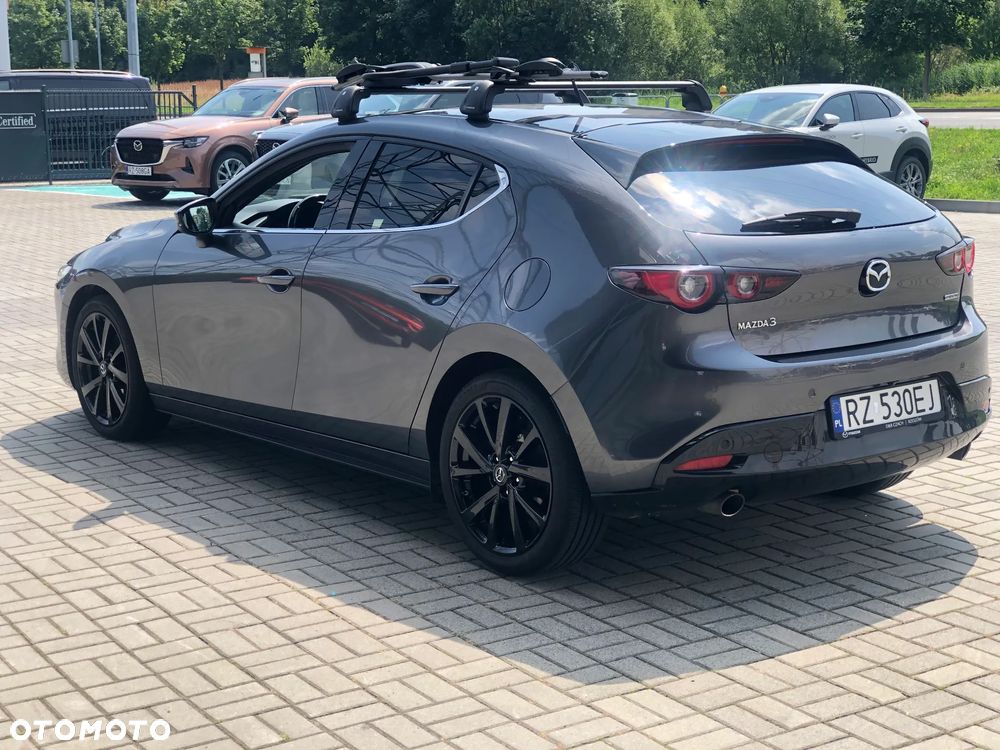 Mazda 3 - 8