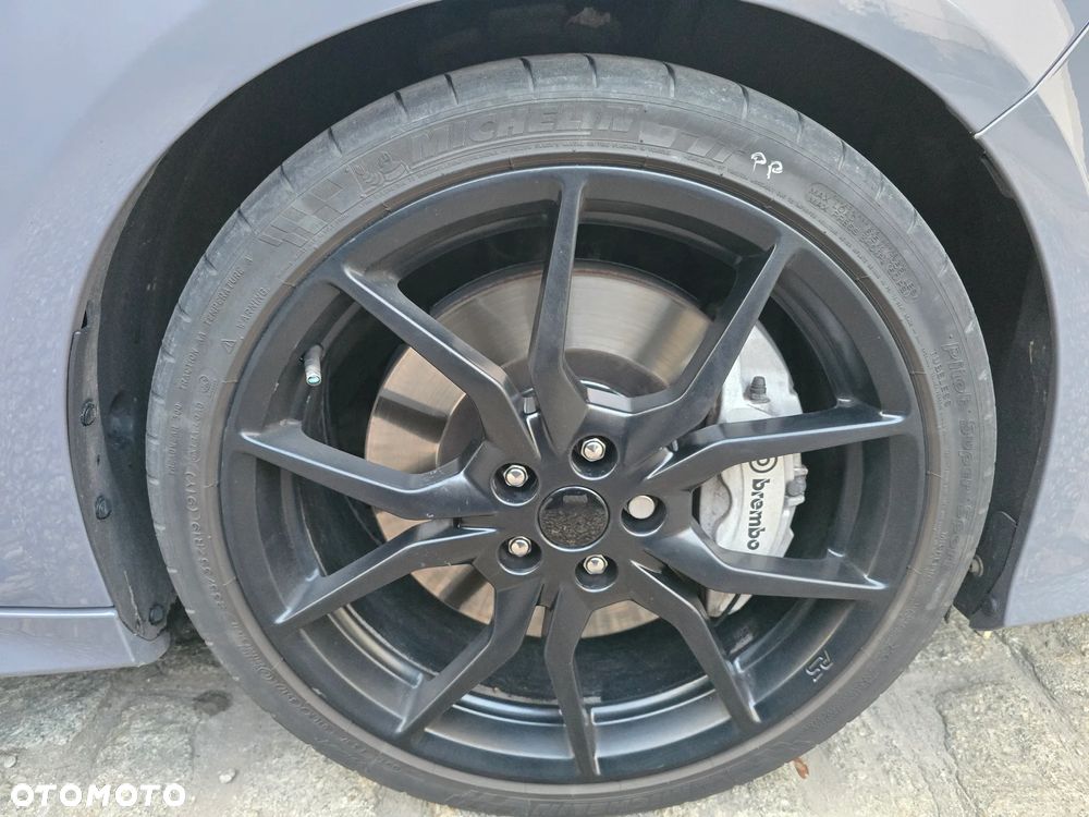 Ford Focus 2.3 EcoBoost RS - 14
