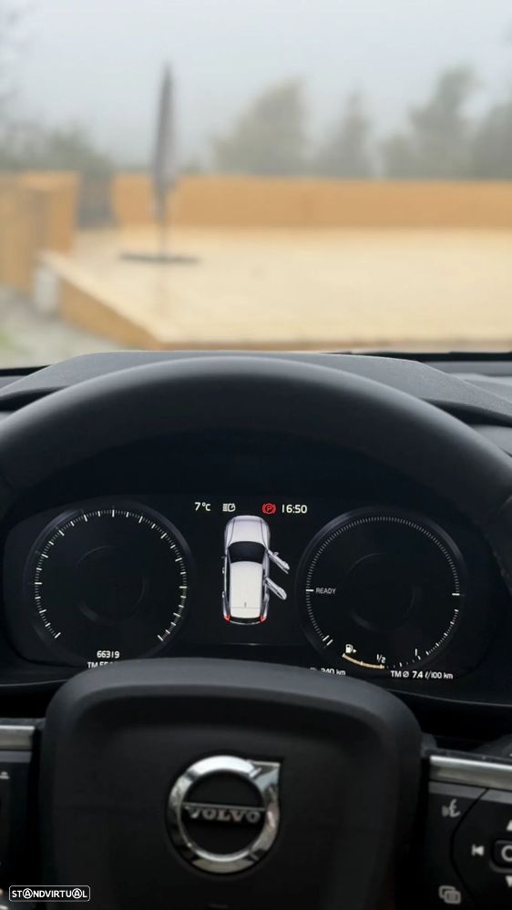 Volvo XC 40 1.5 T4 PHEV Plus Bright - 13