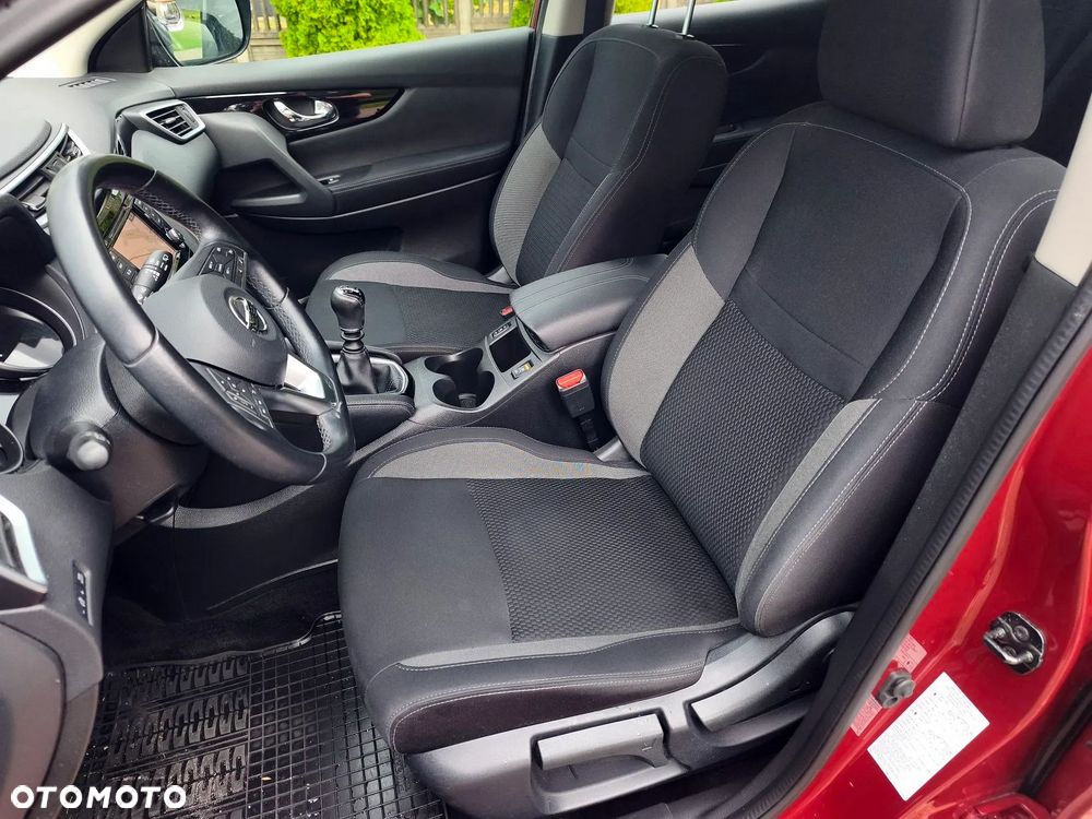 Nissan Qashqai 1.3 DIG-T Tekna - 29