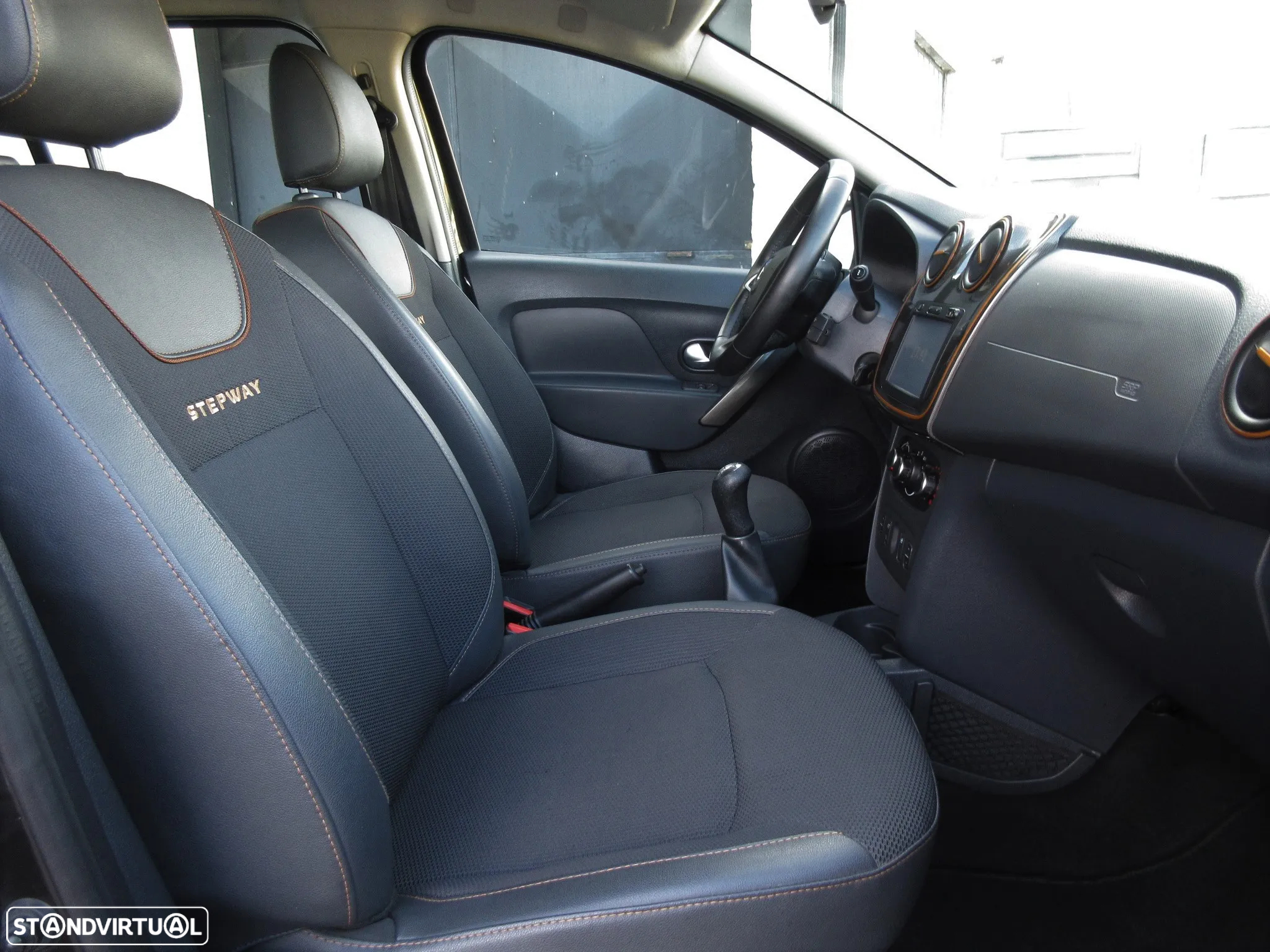 Dacia Sandero 1.5 Blue dCi Stepway - 32