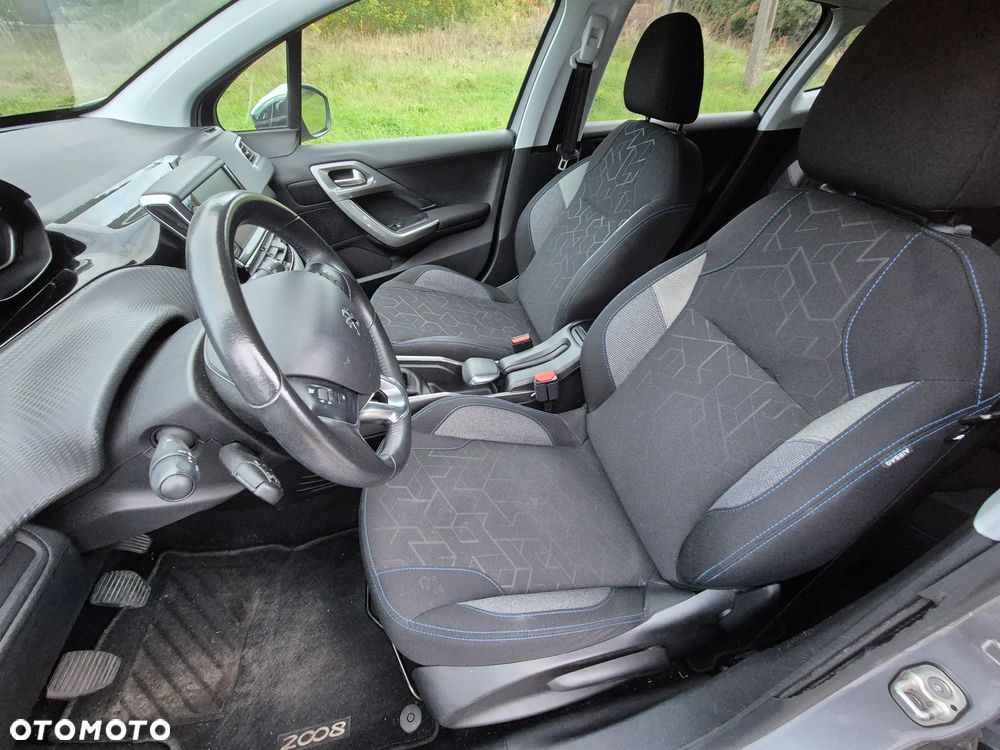 Peugeot 2008 ver-puretech-100-style-s-s-bvm6 - 20