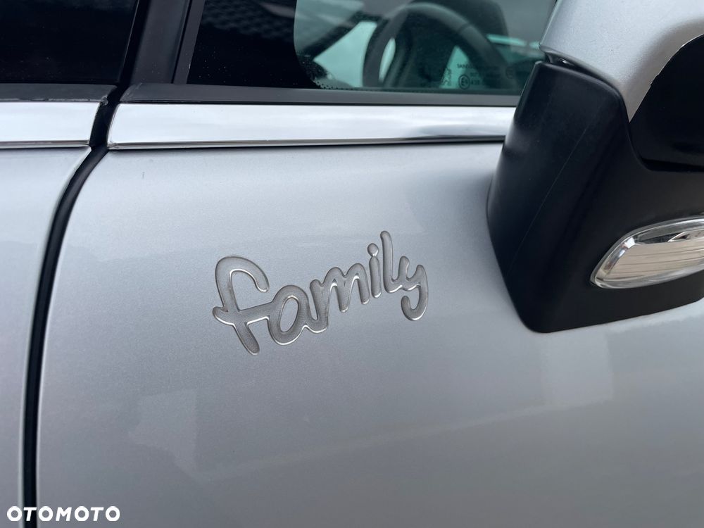 Peugeot 5008 HDI FAP 150 Family Plus - 40