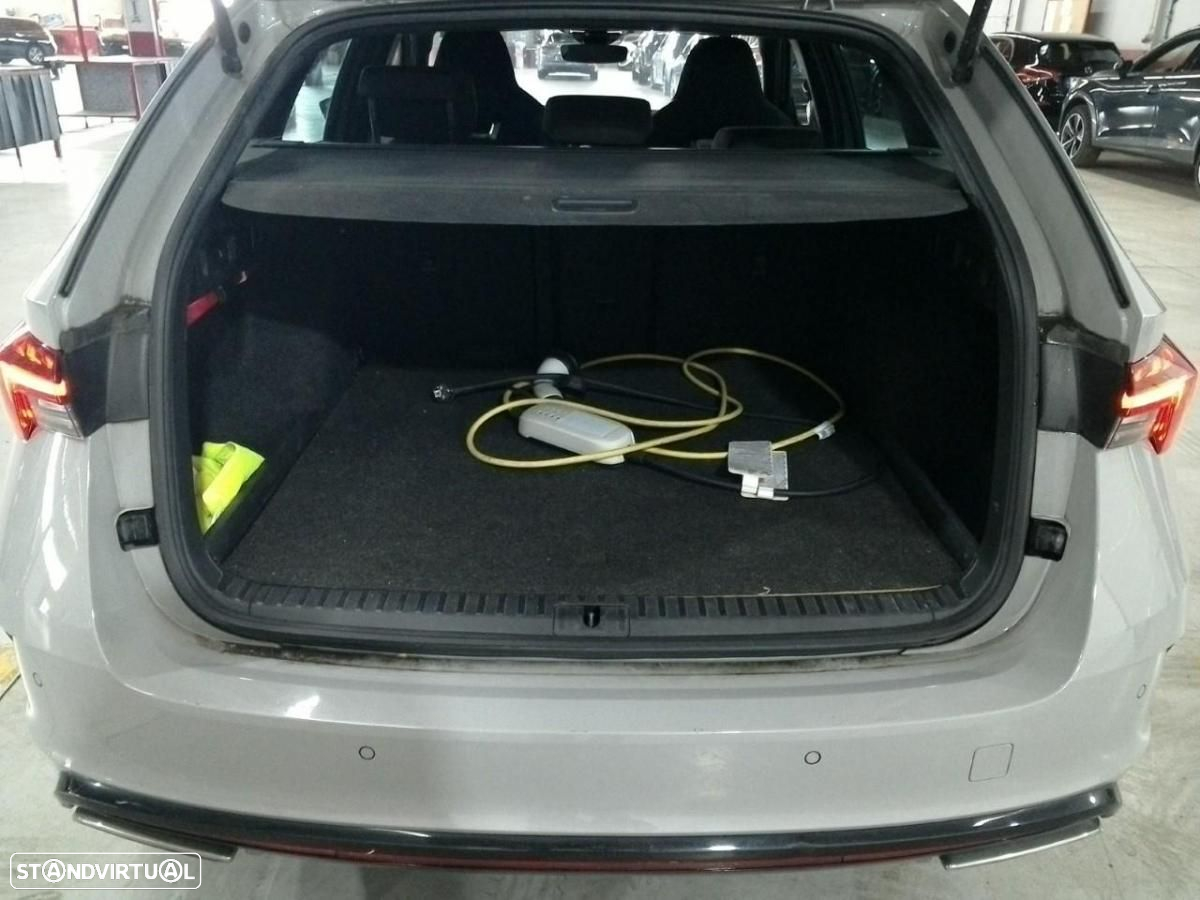 Skoda Octavia Break 1.4 TSi iV RS DSG - 8