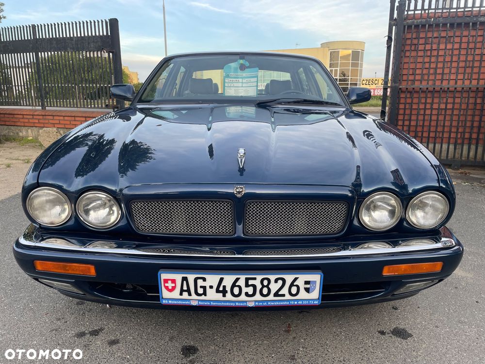 Jaguar XJR - 3