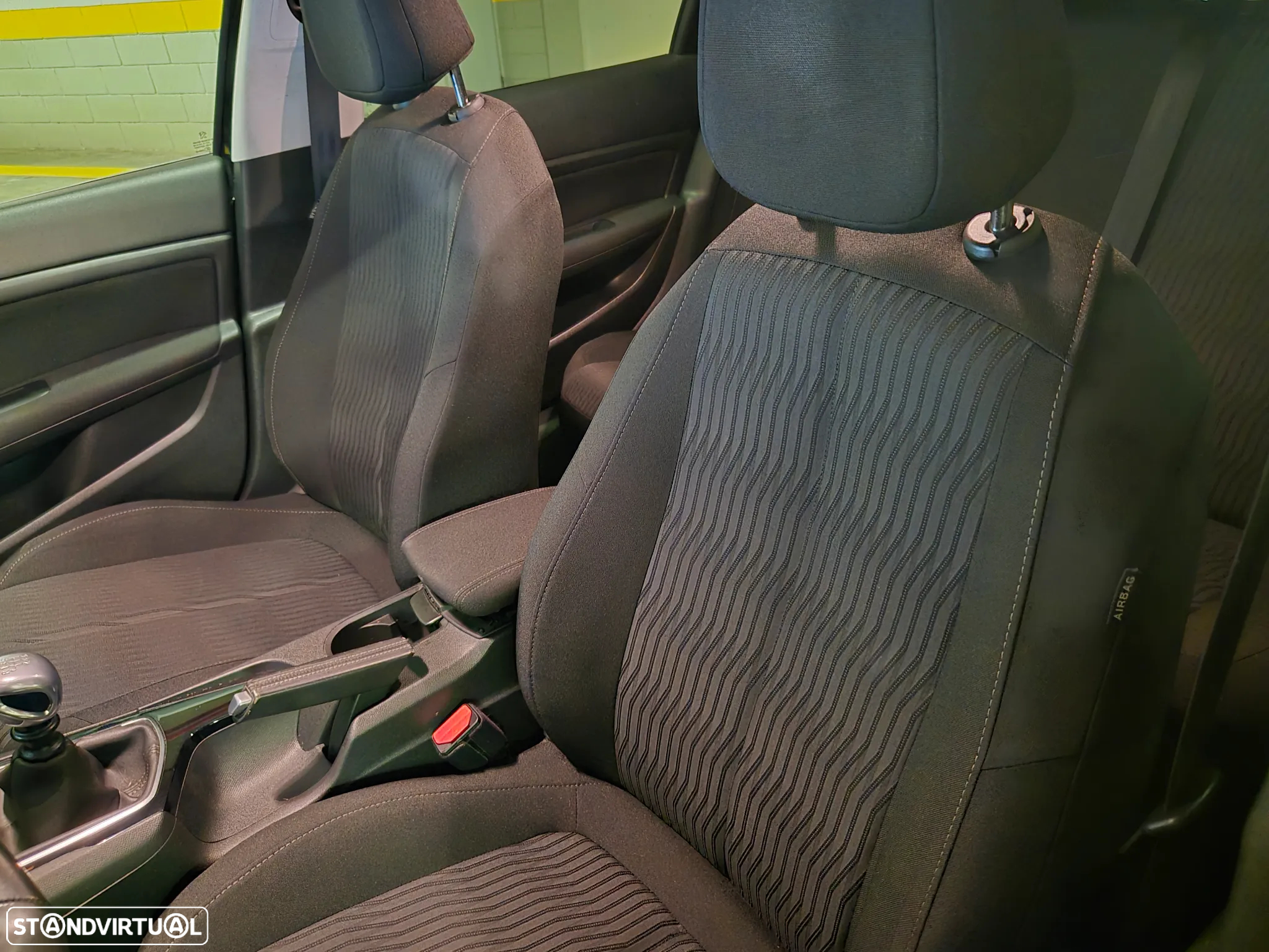 Peugeot 308 SW 1.6 BlueHDi Style - 29