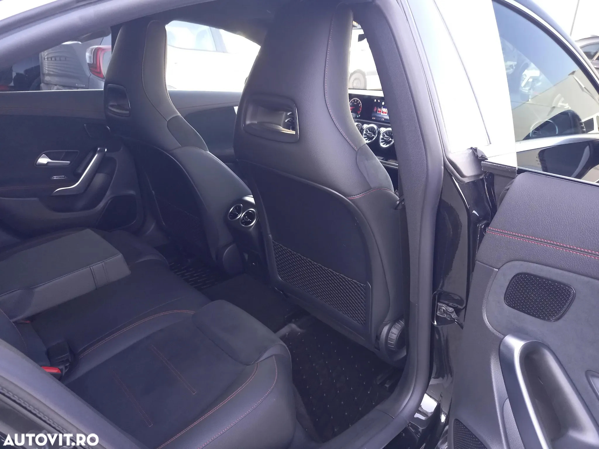 Mercedes-Benz CLA - 13