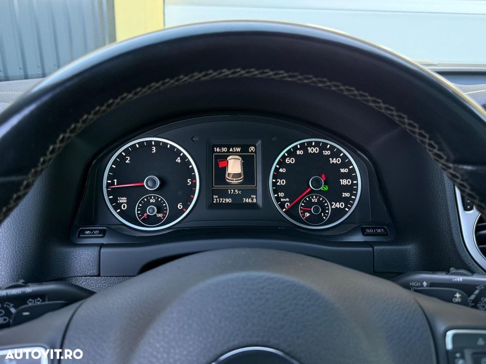 Volkswagen Tiguan 2.0 TDI DPF 4Motion BlueMotion Technology DSG Cup Sport & Style - 17