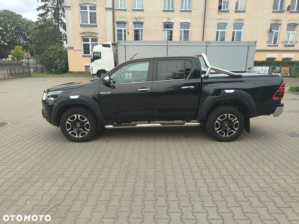 Toyota Hilux 2.8 D-4D Double Cab SR5 4x4 - 10