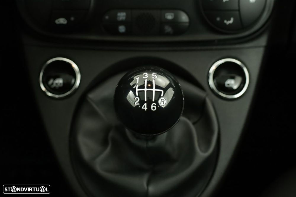 Fiat 500 1.0 Hybrid - 11