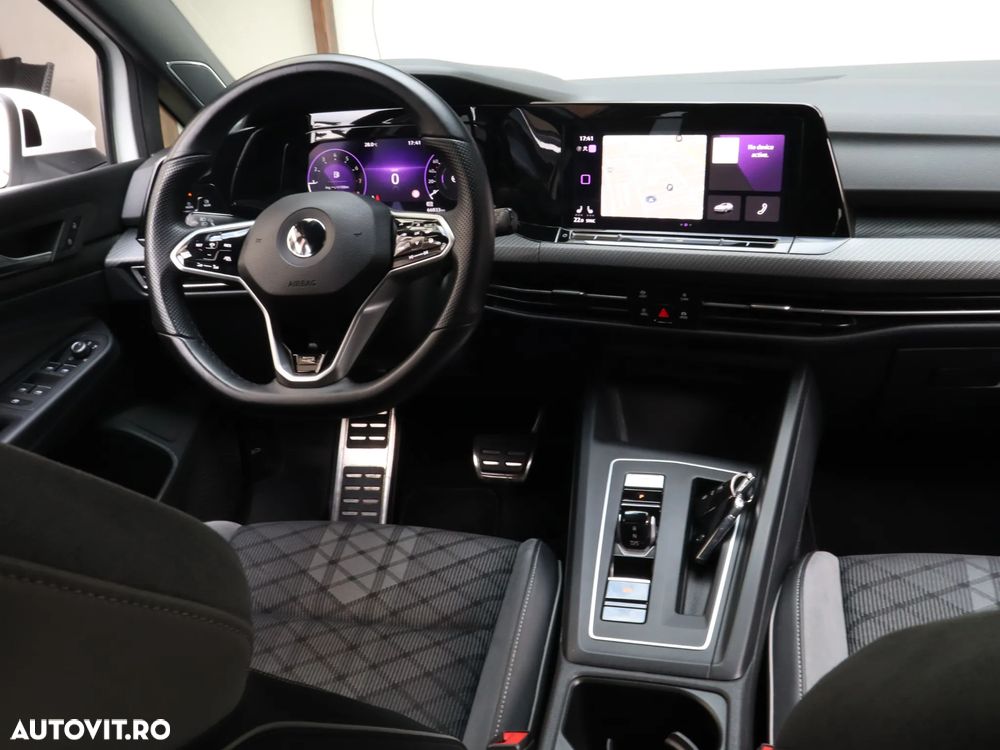Volkswagen Golf 1.5 eTSI ACT DSG MHEV R-Line - 17
