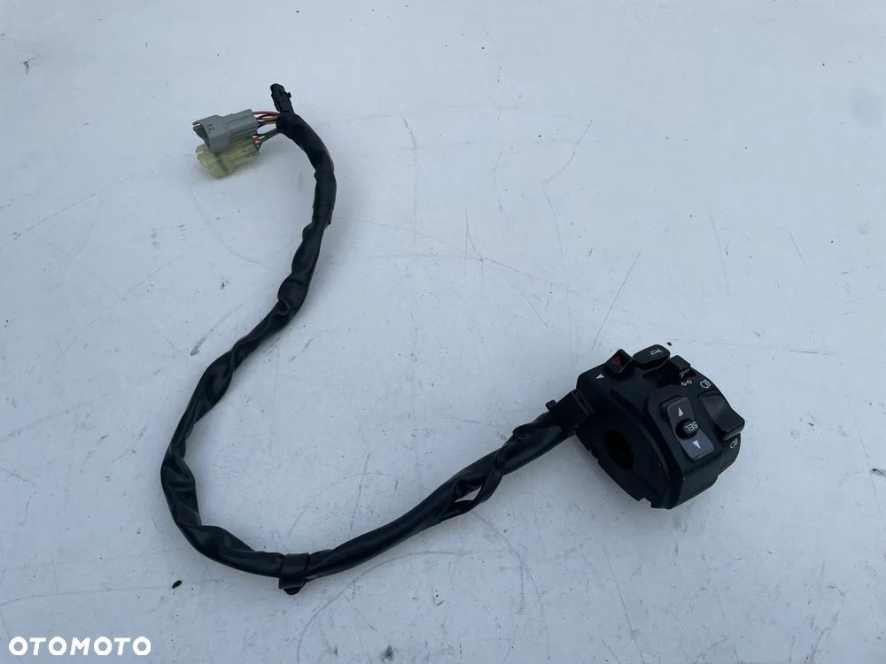 Przełącznik lewy świateł Kawasaki Z 900 Z900 20-