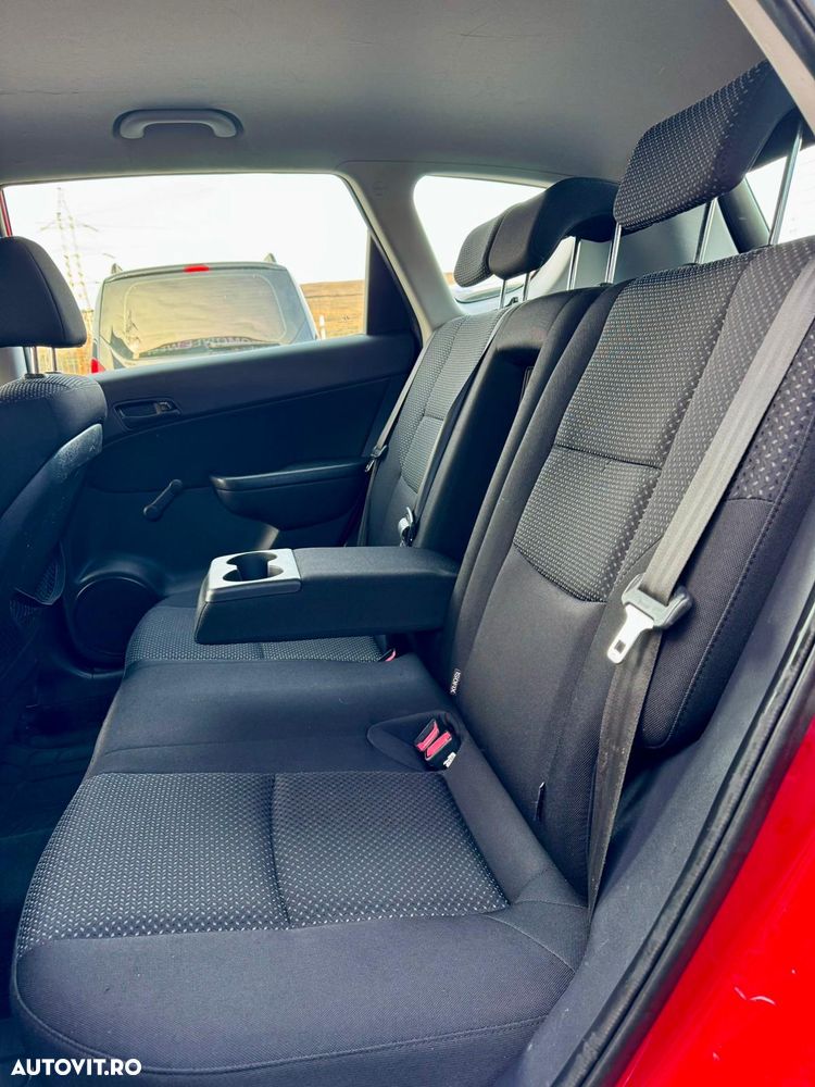 Hyundai i30 1.4 blue Comfort - 30