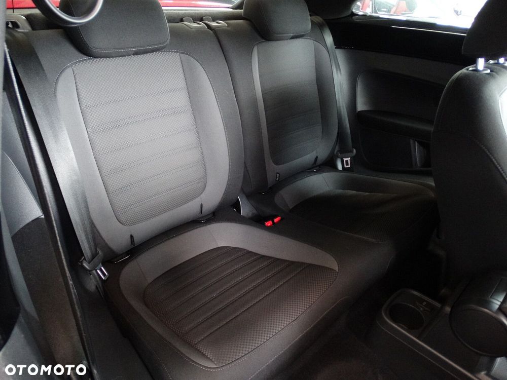 Volkswagen Beetle - 35