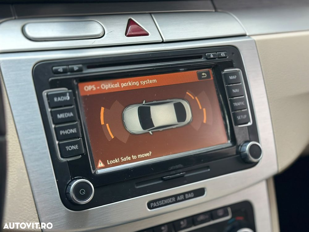 Volkswagen Passat CC - 14