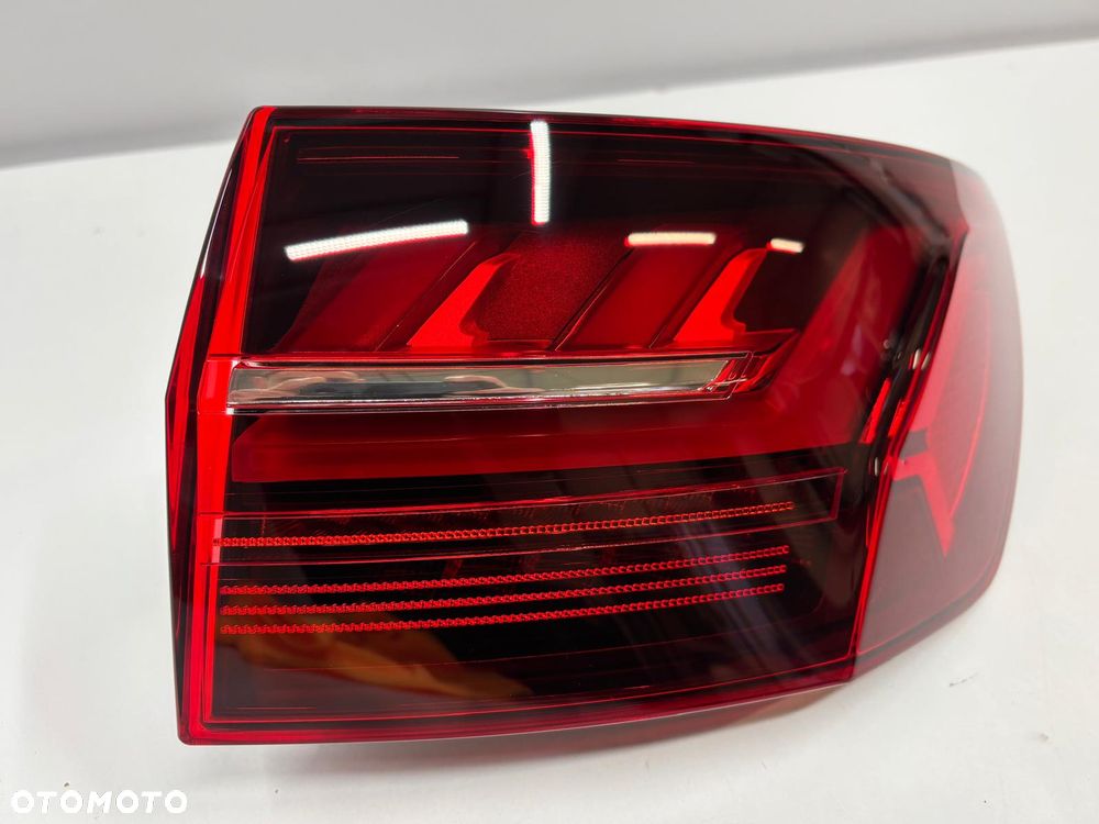 Audi A4 8W9 Lift Kombi Lampa Prawa Tył Tylna 8W9945092 AA - 2