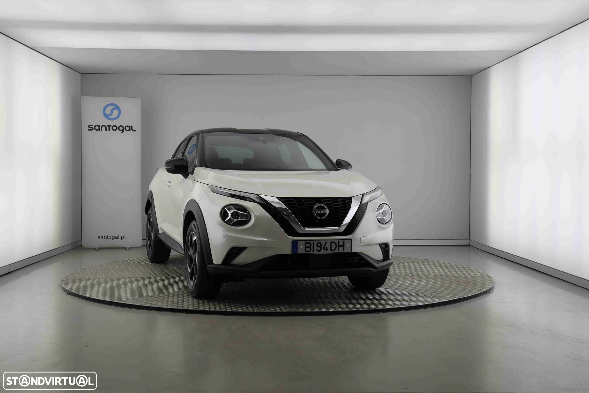 Nissan Juke 1.0 DIG-T N-Connecta NAV.+TwoTone NC DCT - 2