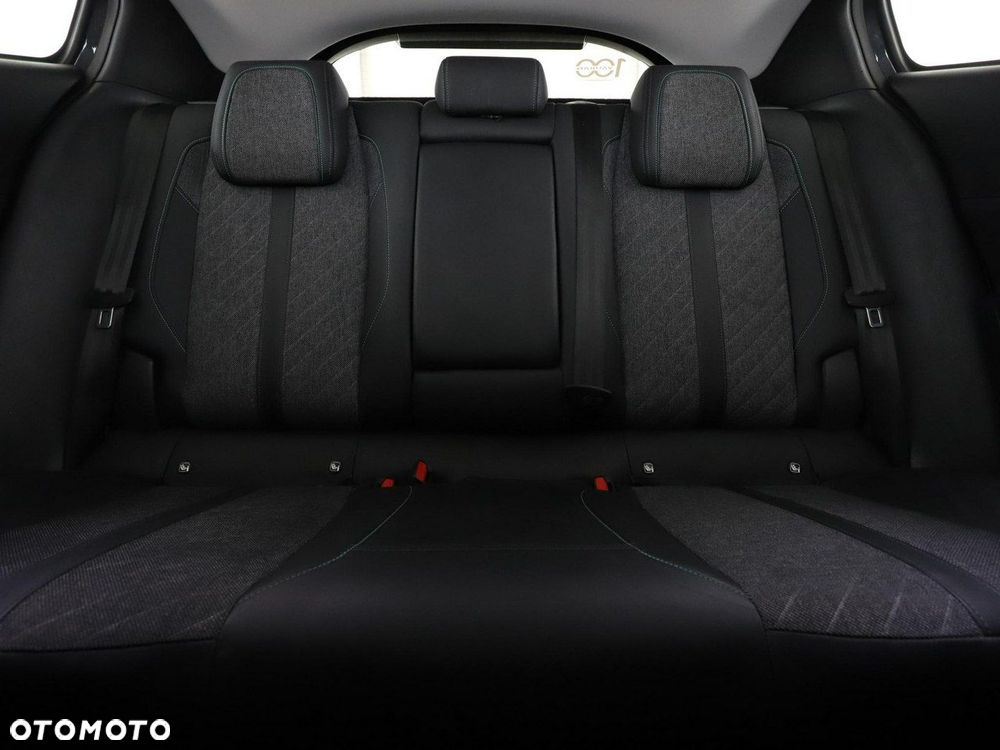 Peugeot 408 1.2 PureTech Allure Pack S&S EAT8 - 19