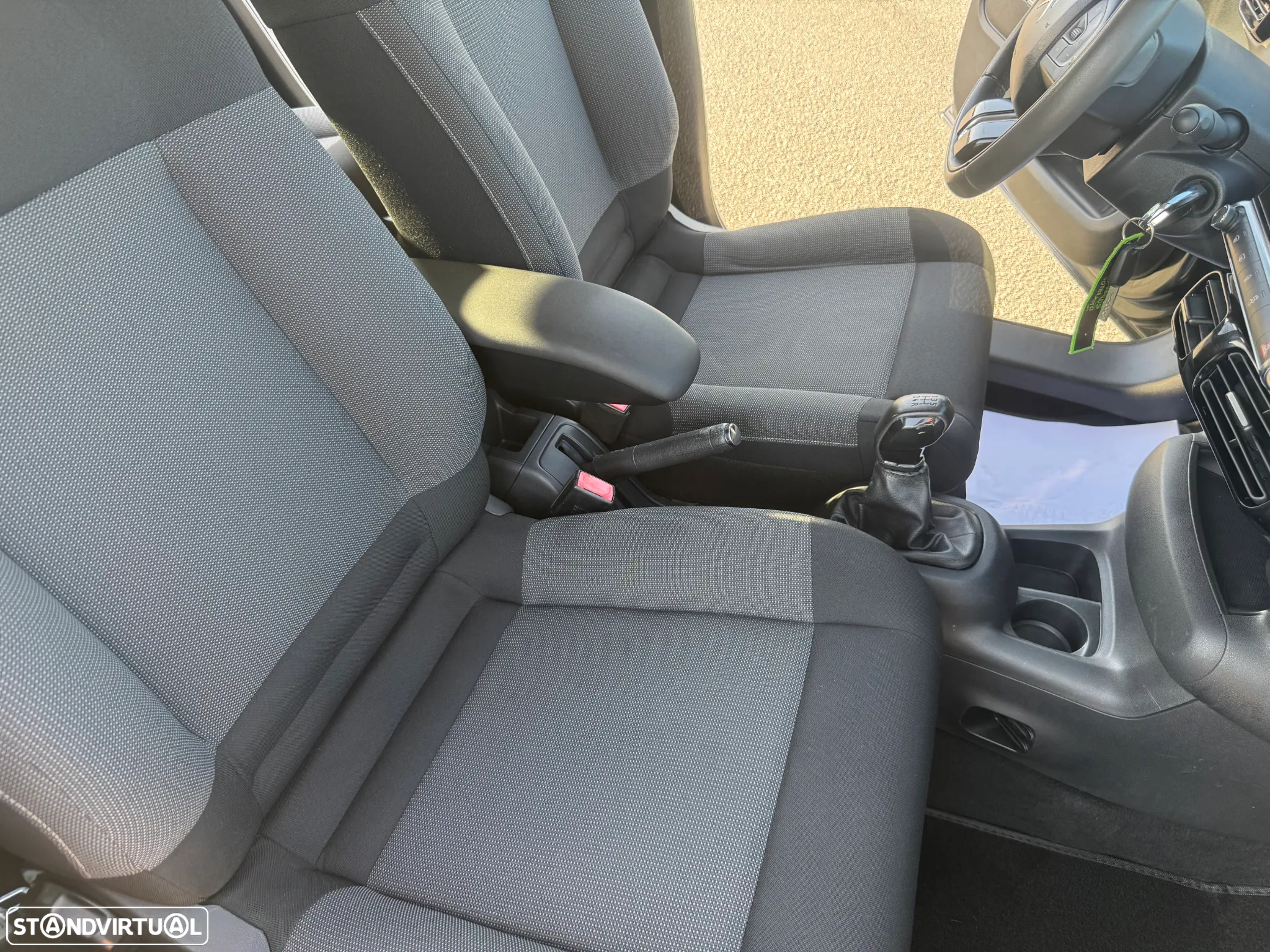 Citroën C4 Cactus 1.2 PureTech Cool&Comfort - 25