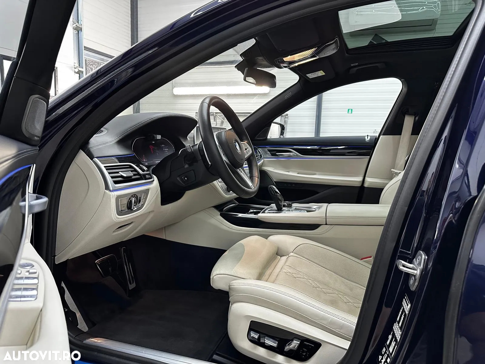 BMW Seria 7 730d xDrive MHEV - 13