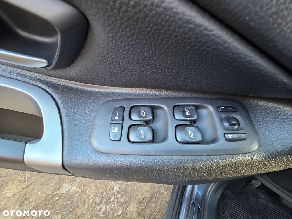 Volvo XC 90 D5 Momentum - 22