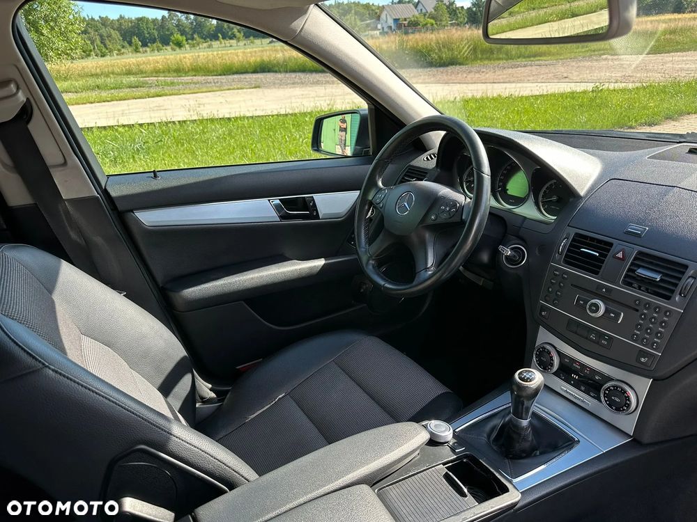 Mercedes-Benz Klasa C 180 Kompressor Avantgarde - 9