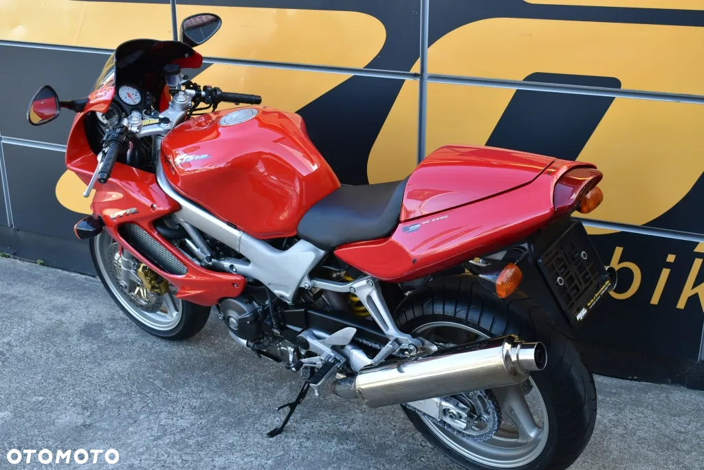 Honda VTR - 8